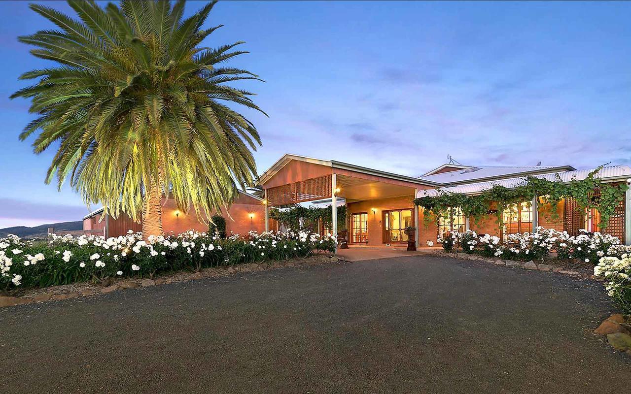 Strathearn Park Lodge Скоун Екстер'єр фото